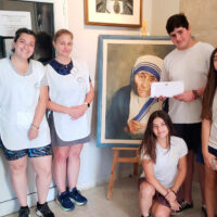 Alumnos De 2º Año Del Colegio Jean Piaget Realizaron Una Actividad Y Donaron La Recaudación Al Hospice Madre Teresa.